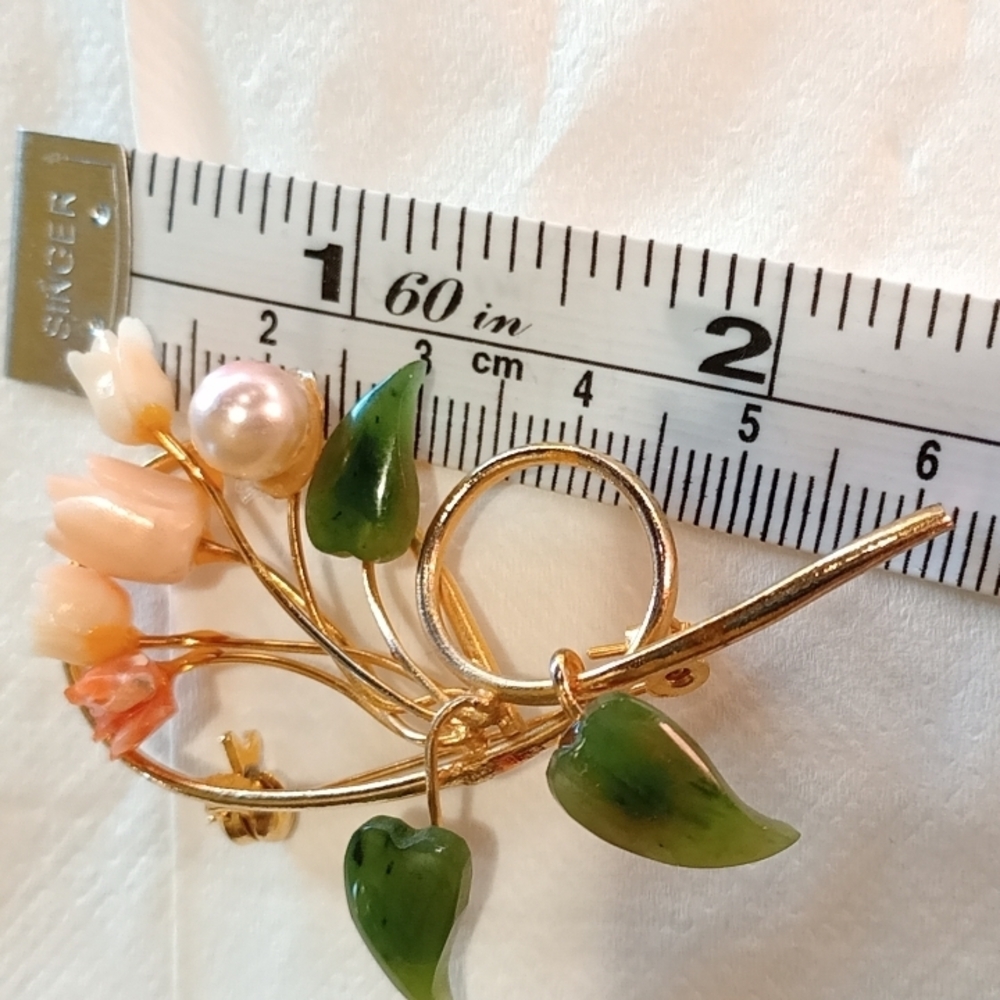 Estate Gold and Green Floral Brooch with Pearl - Picture 9 of 16